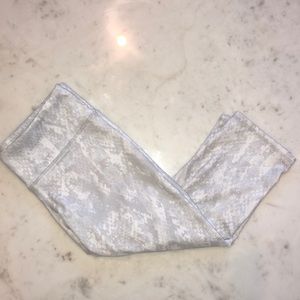 Alo Yoga Workout Pants